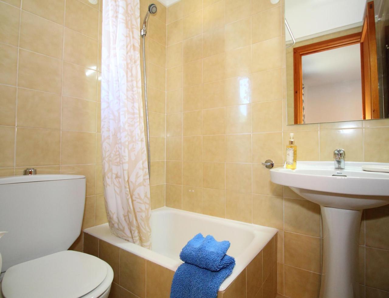 Family Seafront Apt Fantastic Seaview بويينسا المظهر الخارجي الصورة